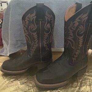 Shyanne Black and Brown Western Boots